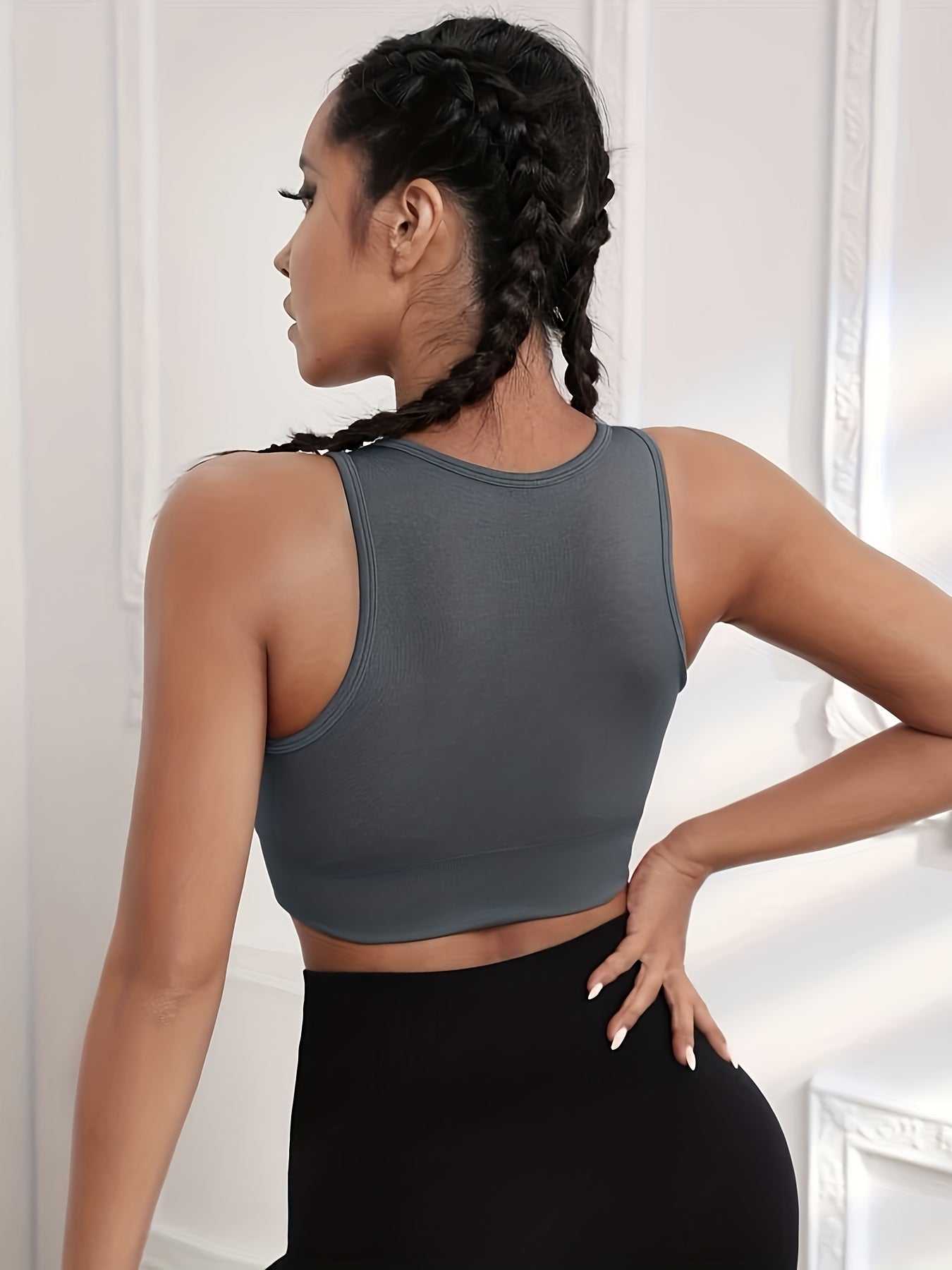 Schnell trocknendes Sport-Tanktop mit Buchstabendruck und atmungsaktivem BH - überzeugendes Activewear für Damen. - Snatch
