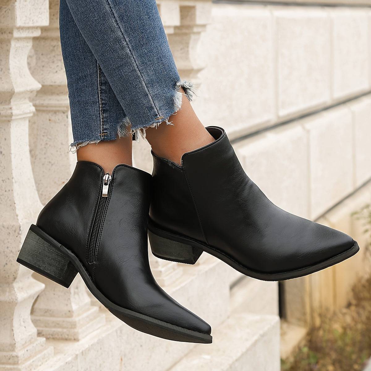 Stylische Chunky Heel Ankle Boots für Damen in Kurzgröße