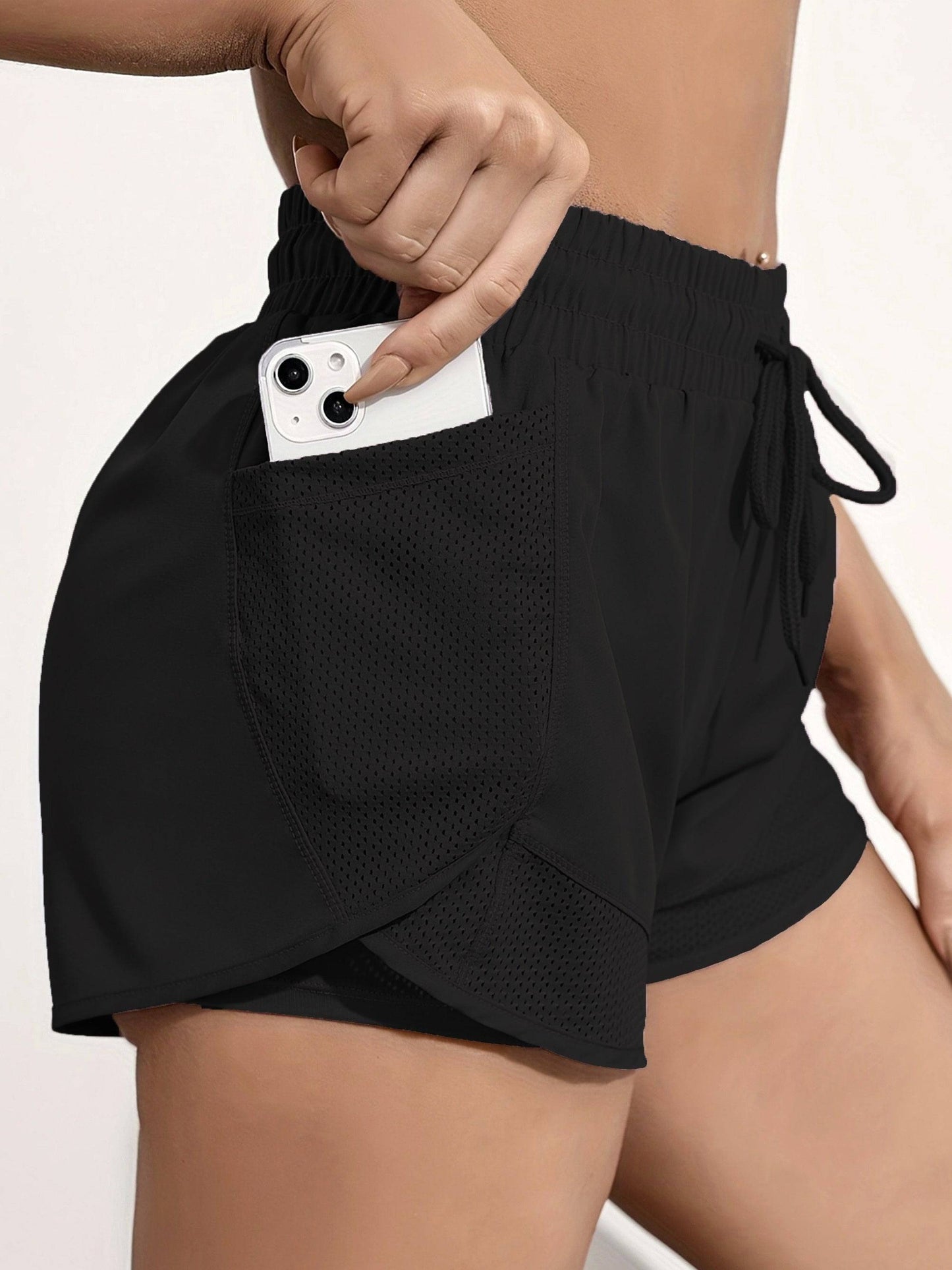Schnell trocknende 2-in-1 Yoga Shorts für Damen - Perfekt für Fitness und Gym-Workouts.