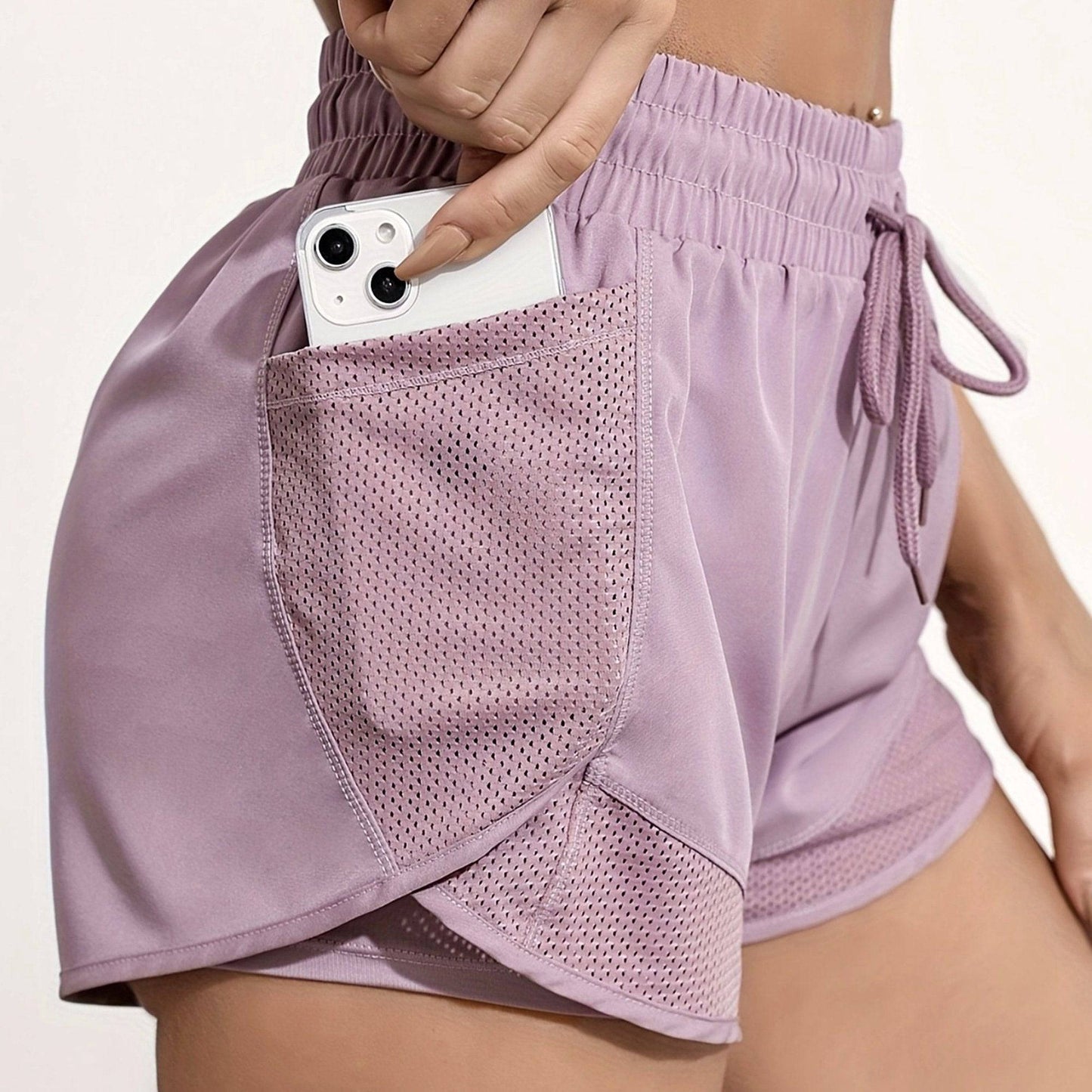 Schnell trocknende 2-in-1 Yoga Shorts für Damen - Perfekt für Fitness und Gym-Workouts.