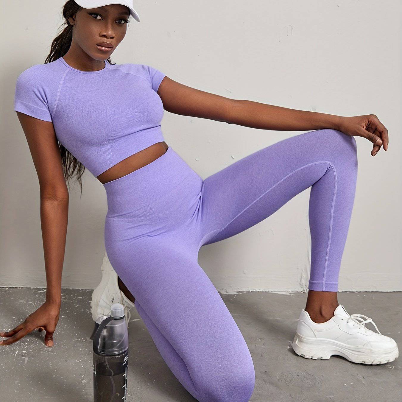 2er Set Nahtlose Activewear: Kurzarm-Yogashirt & High Waist Leggings für Damen