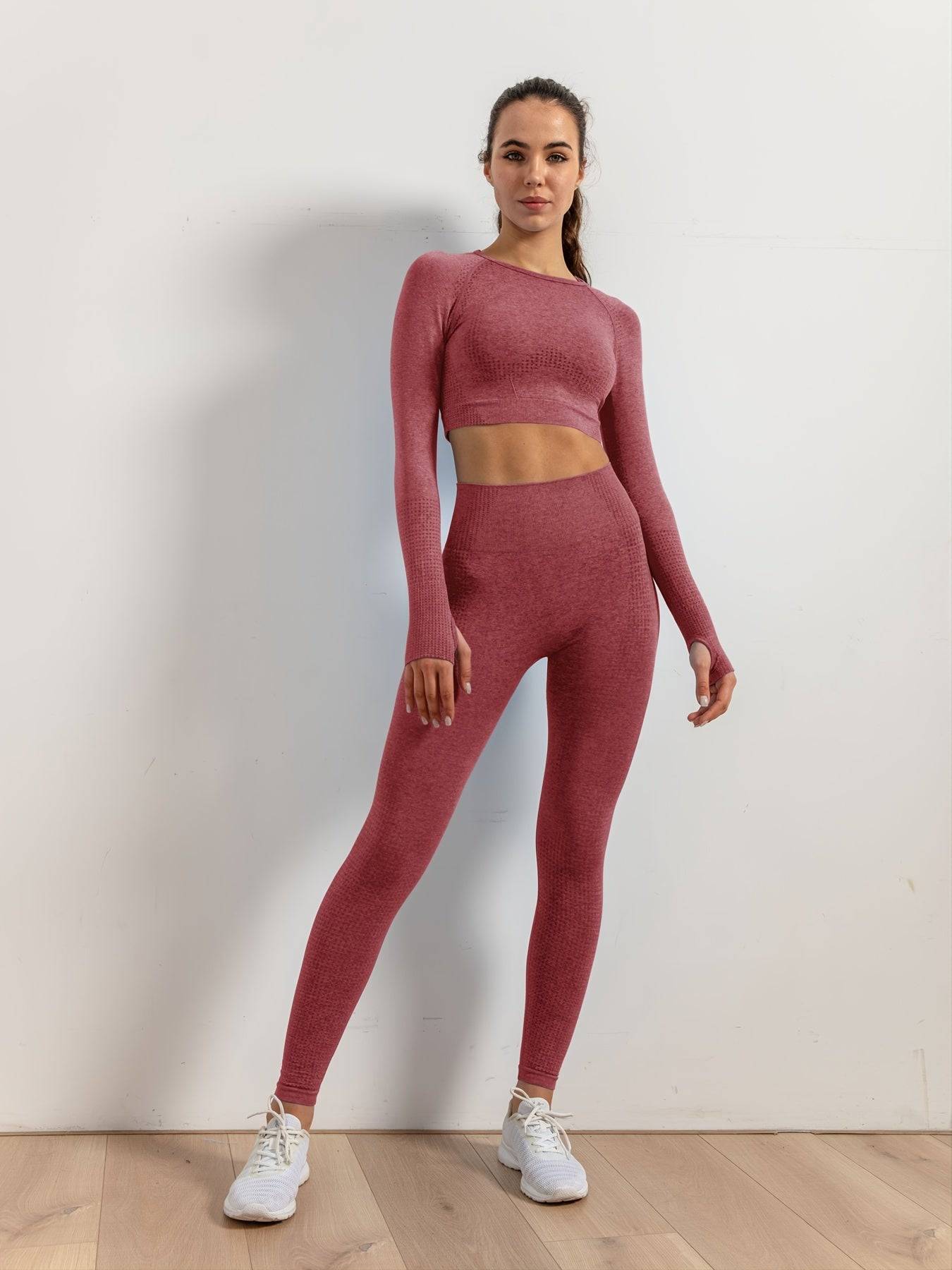 Stilvoller 2-teiliger Fitness-Yoga-Anzug - Perfekte Passform und Komfort.