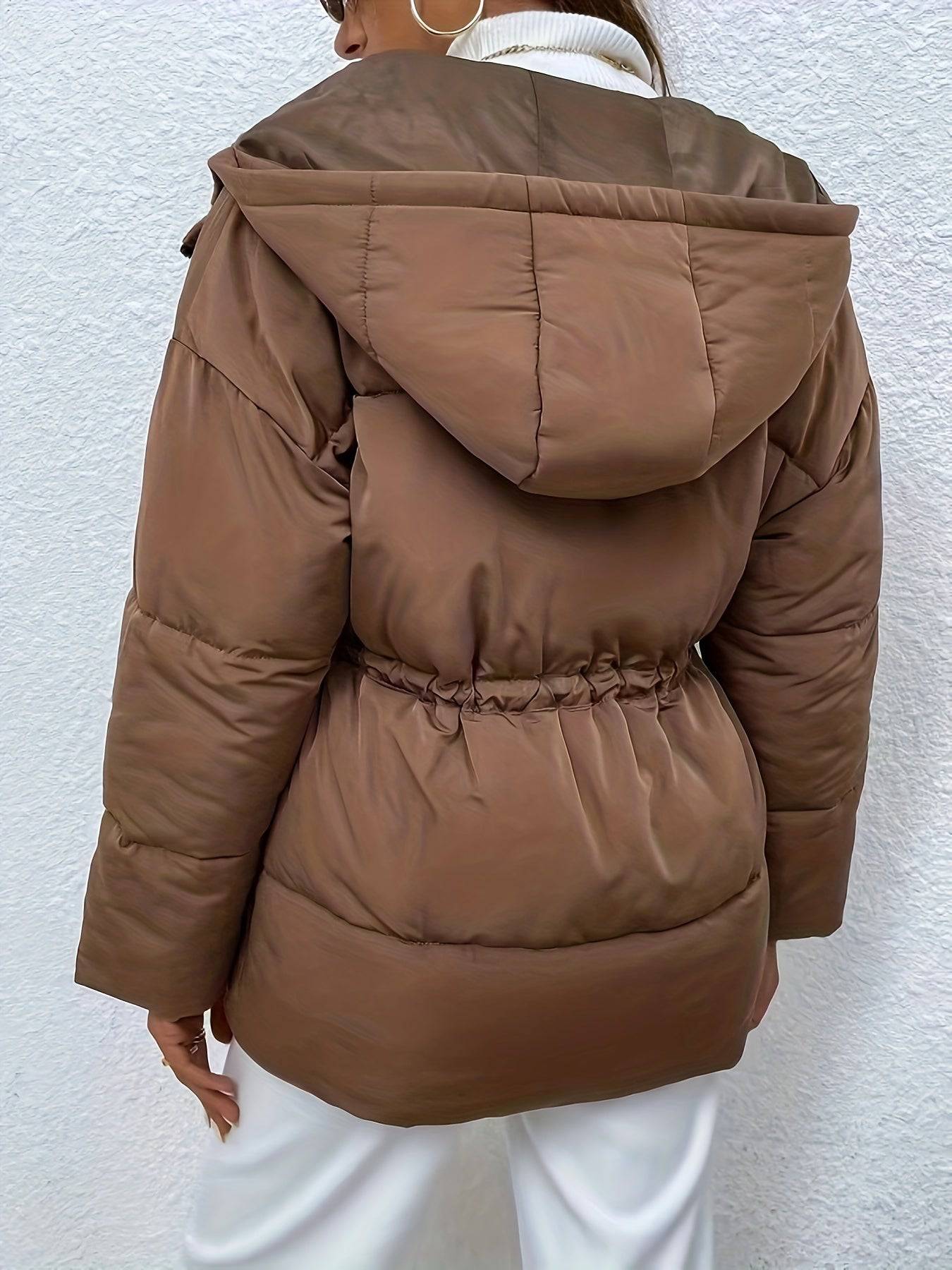 Gemütlicher Damen Kapuzenmantel für den winterlichen Look.