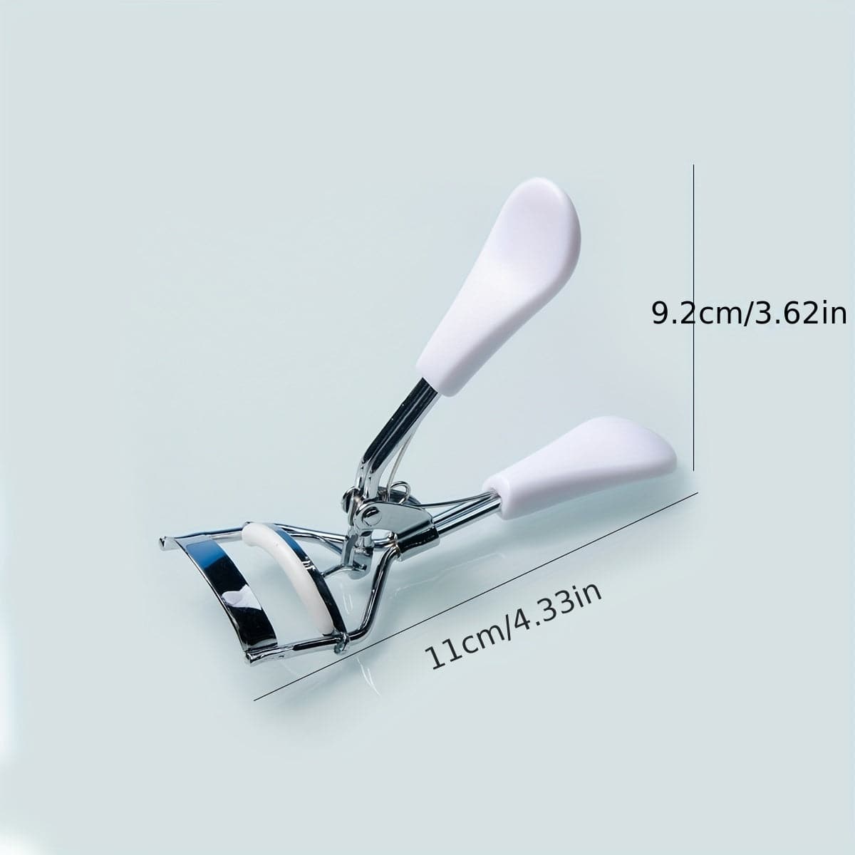 Perfekte Augenblicke: Elegante Wimpernzange für traumhafte Wimpern