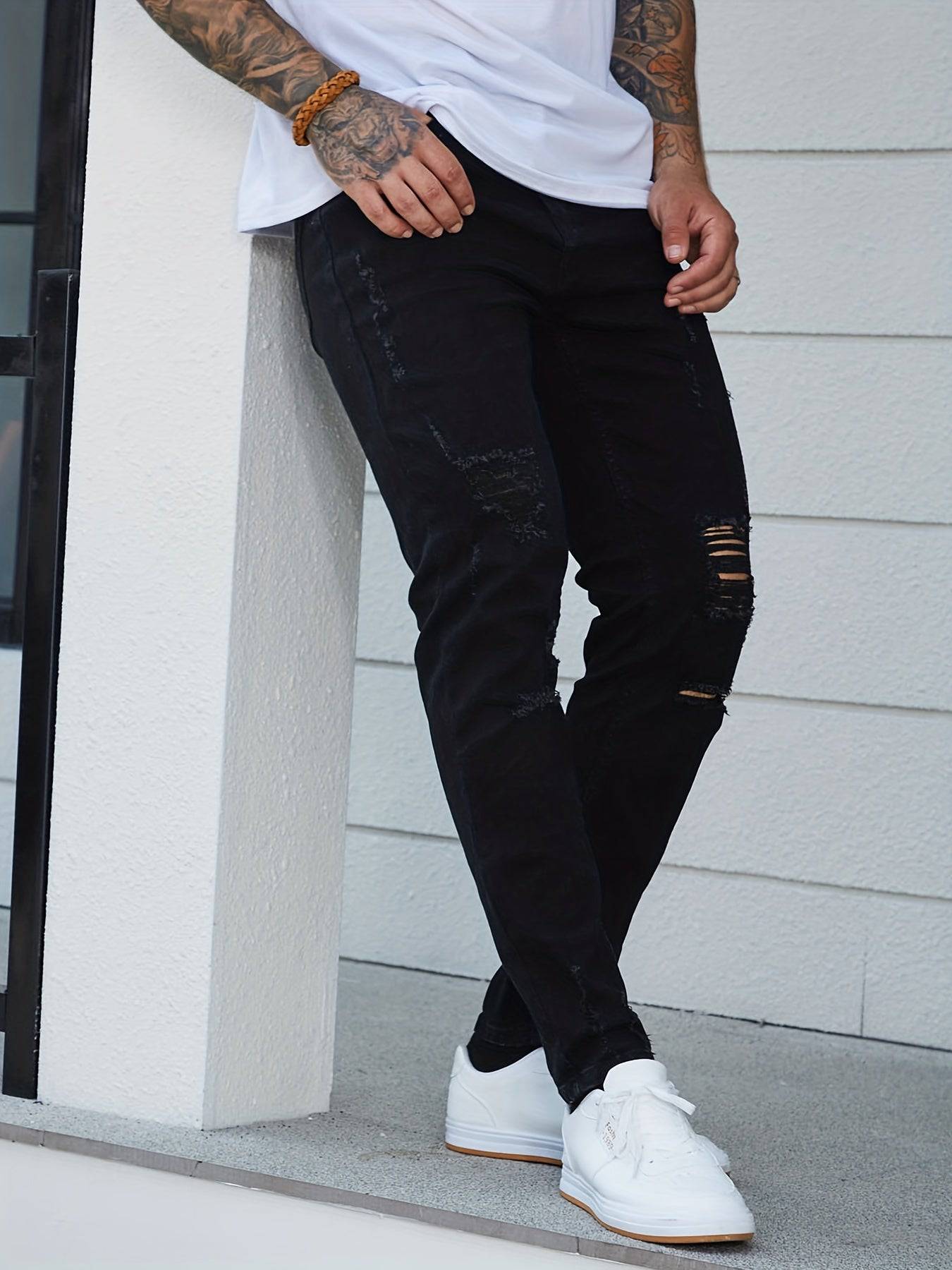 Zerrissene Slim Fit Jeans für den lässig-stilvollen Mann.