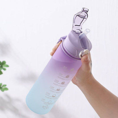 1pc Silikon Wasserflasche für Sport und Fitness mit Farbverlauf.
