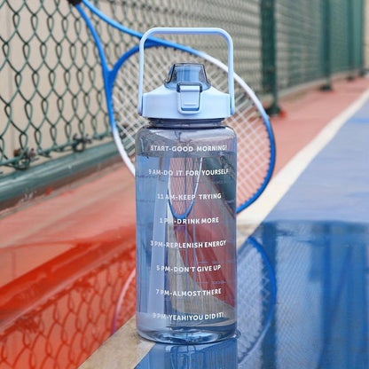 Große 67oz/200ml Wasserflasche mit Kunststoff-Strohhalm für Sport und Reisen