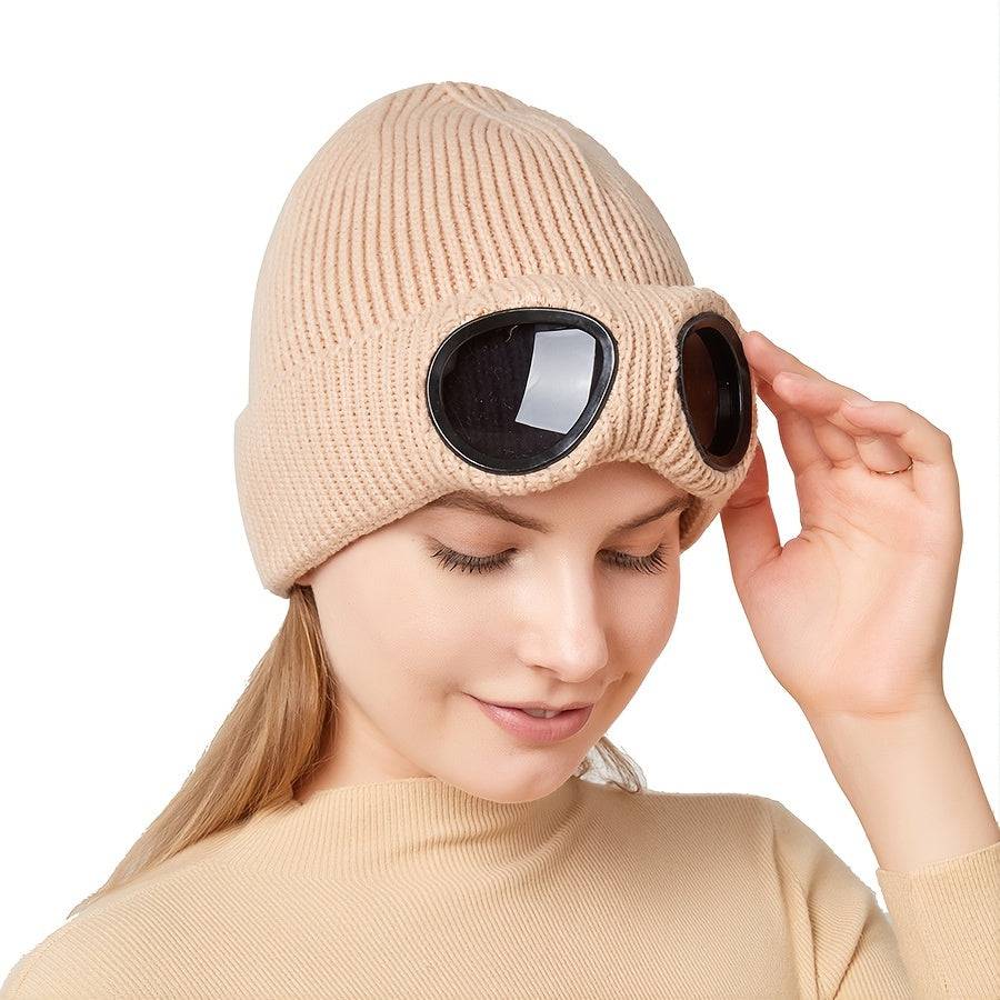 Thermo-Strickmütze mit Skibrille - winterliche Wärme und Sicht