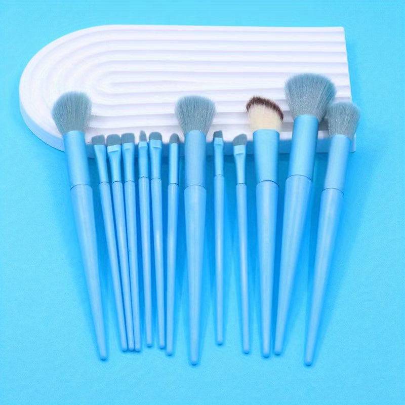 Hochwertiges Makeup-Pinsel-Set für ein perfektes Ergebnis.