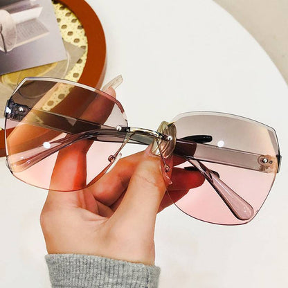 Rahmenlose Sonnenbrillen - Farbverlaufsgläser - übergroße Polygonrahmen - UV-Schutz.