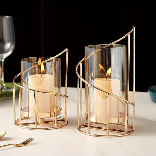 "Edler Metall-Kerzenhalter für stilvolle Tischdekoration"