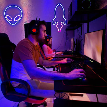 Alien Neonlichter für Weltraum-Themenpartys und Spielzimmer