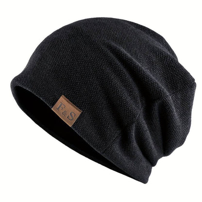 Winddichte Baggy Beanie-Mütze mit Buchstaben-Patch, perfekt für Outdoor-Sport.