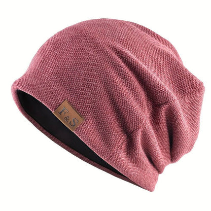 Winddichte Baggy Beanie-Mütze mit Buchstaben-Patch, perfekt für Outdoor-Sport.