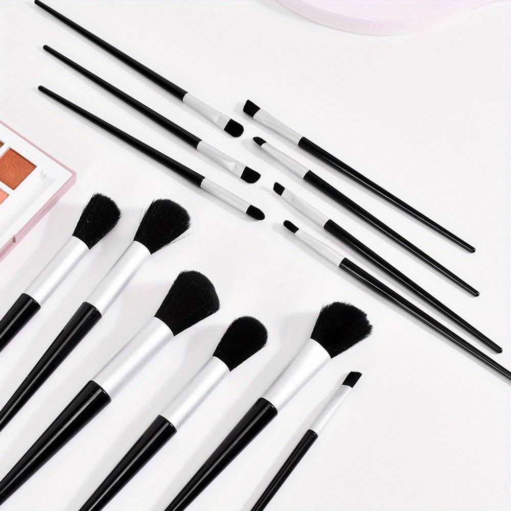 Hochwertiges Makeup-Pinsel-Set für ein perfektes Ergebnis. - Snatch